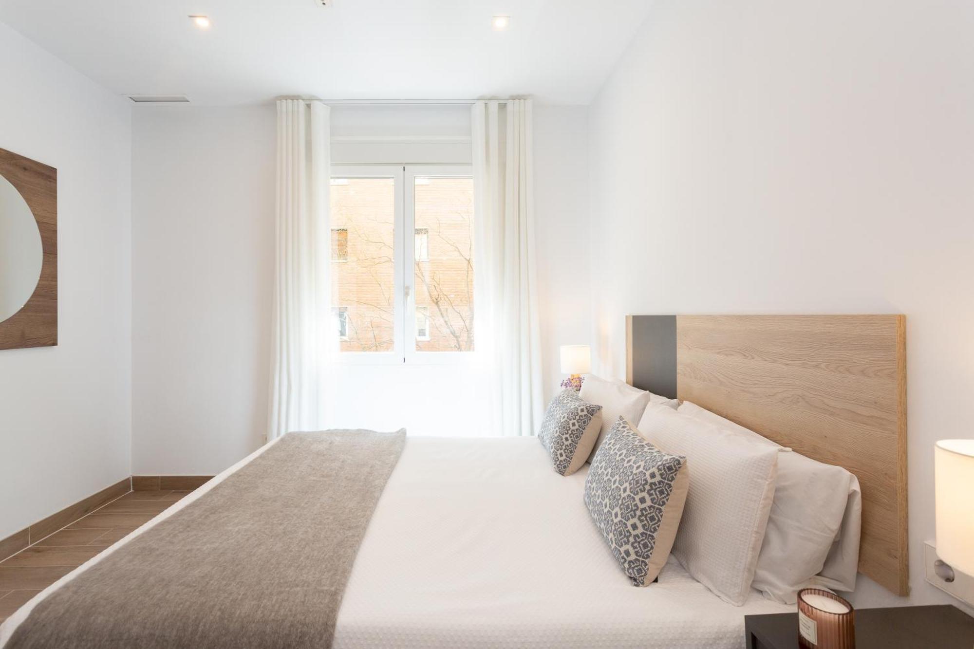 General Oraa - Darya Living Apartment Madrid Bagian luar foto
