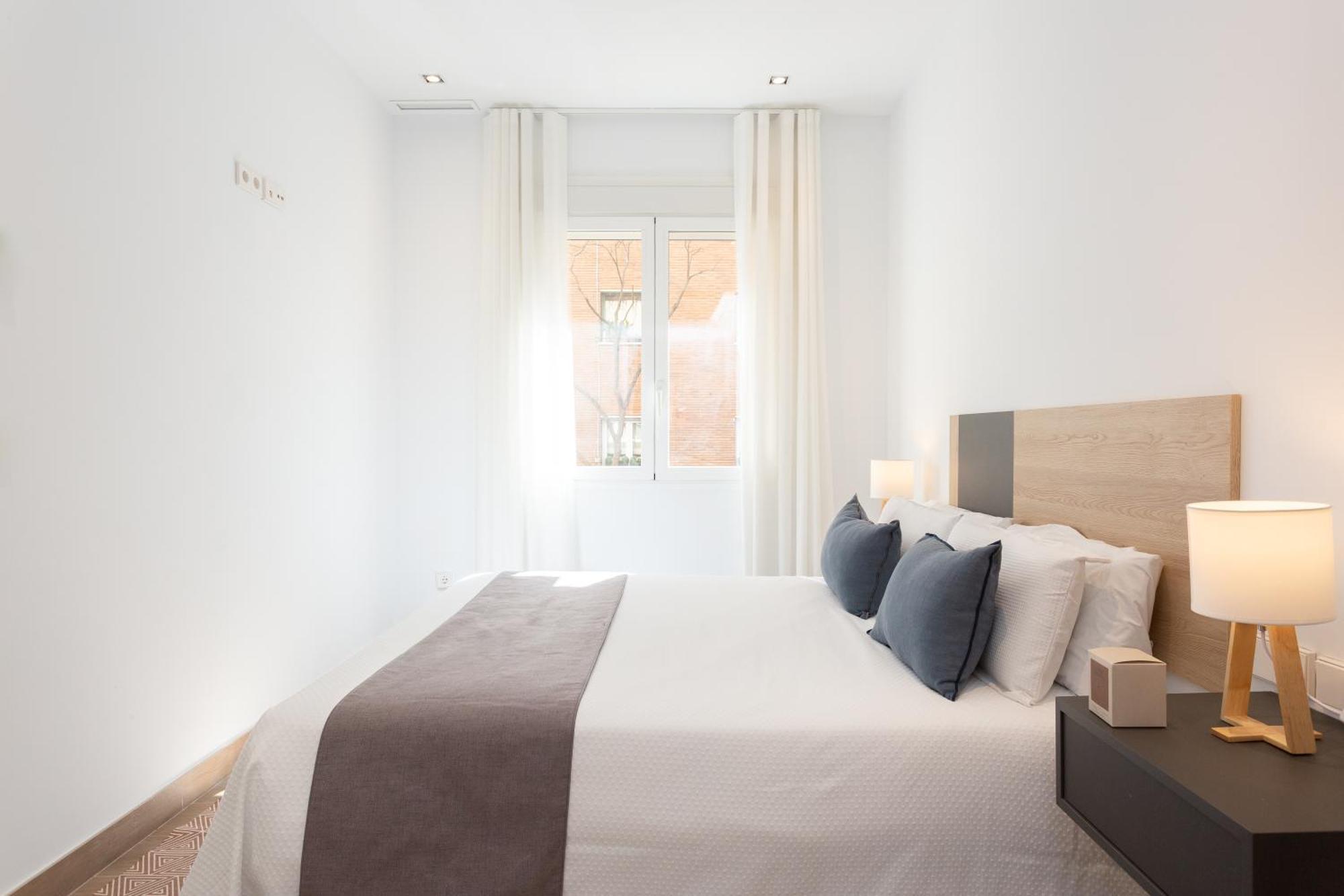 General Oraa - Darya Living Apartment Madrid Bagian luar foto