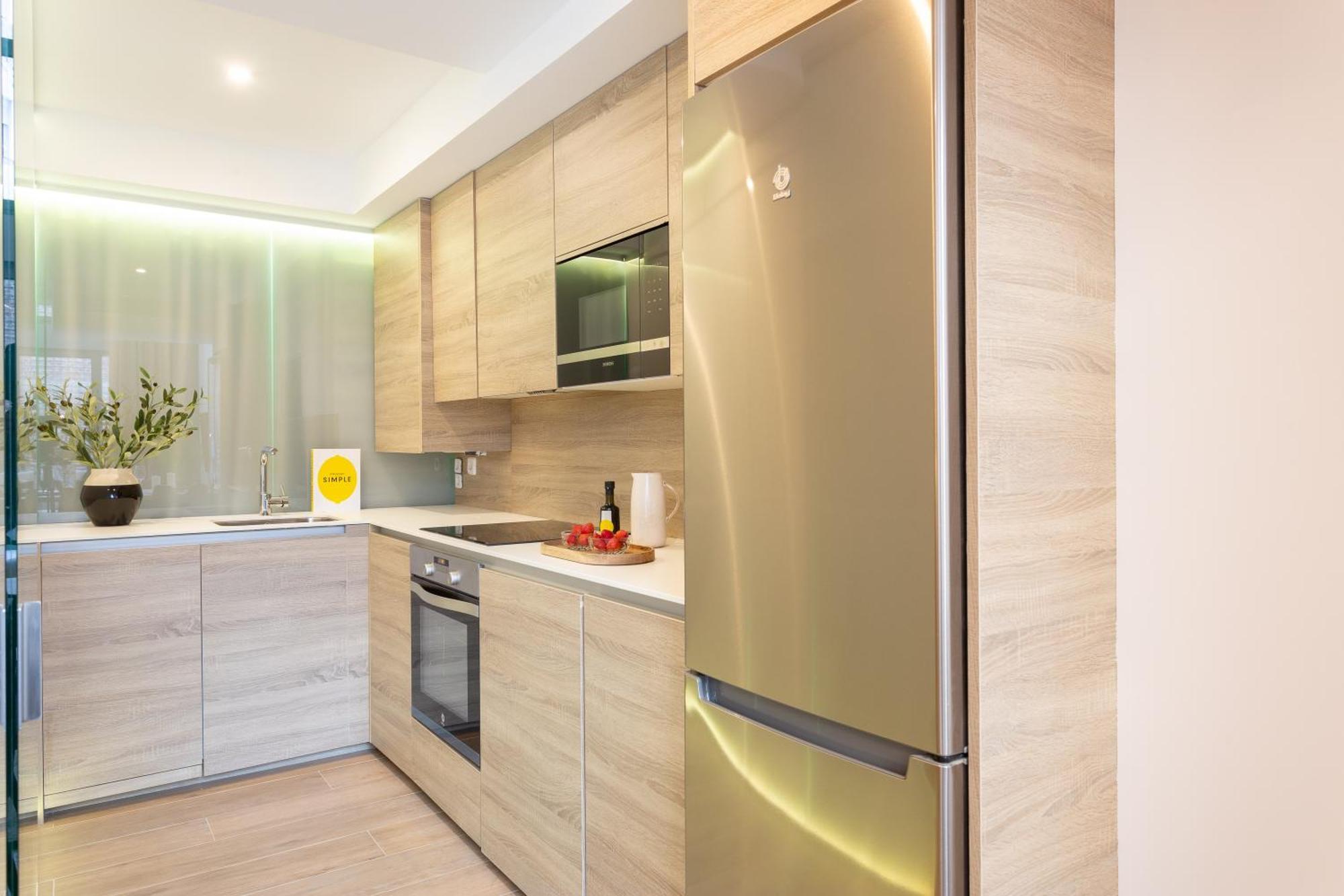 General Oraa - Darya Living Apartment Madrid Bagian luar foto